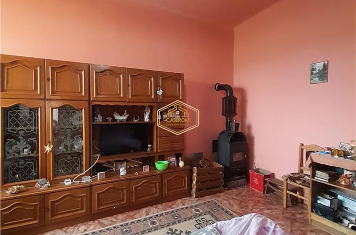 Apartament 2 camere de vanzare TITULESCU - Satu Mare anunturi imobiliare Satu Mare