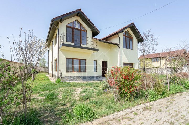 Casă - 6 camere de vanzare BUFTEA - Bucuresti anunturi imobiliare Bucuresti