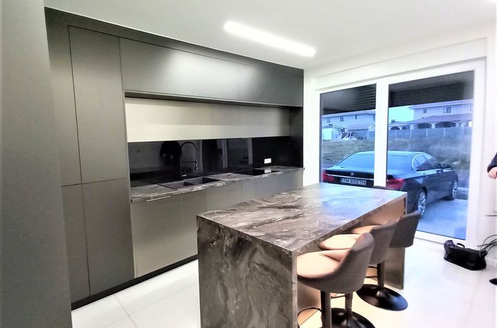 Vilă - 5 camere de vanzare DUMBRAVITA - Timis anunturi imobiliare Timis
