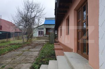 Casă - 4 camere de vanzare NORD - Bacau anunturi imobiliare Bacau