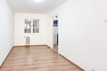 Garsonieră de vânzare - Drumul Taberei - Crinul de Padure nr.5 anunturi imobiliare Bucuresti