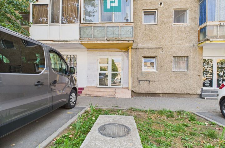 Garsonieră/spațiu comercial strada Poetului Vlaicu anunturi imobiliare Arad