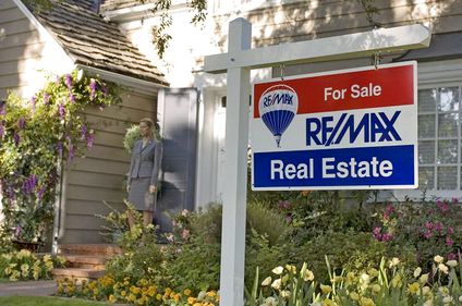 Studiu RE/MAX: 40% dintre europeni caută o casă împreună cu partenerul