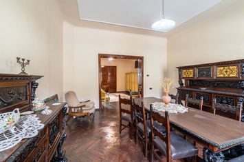 Apartament 4 camere de vanzare CENTRAL - Arad anunturi imobiliare Arad