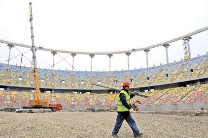Stadionul Lia Manoliu se scumpeşte cu 9 milioane de euro. Primăria finanţează o parcare de 3 etaje, cu teren de sport pe acoperiş