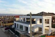 340.000 €, Spațiu comercial