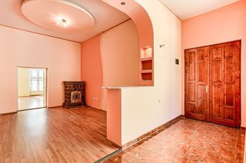 Ocazie Apartament spațios cu vedere la Bulevardul Revoluției Arad anunturi imobiliare Arad