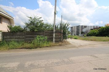 Teren zona Mihai Trade la strada principala !! anunturi imobiliare Olt