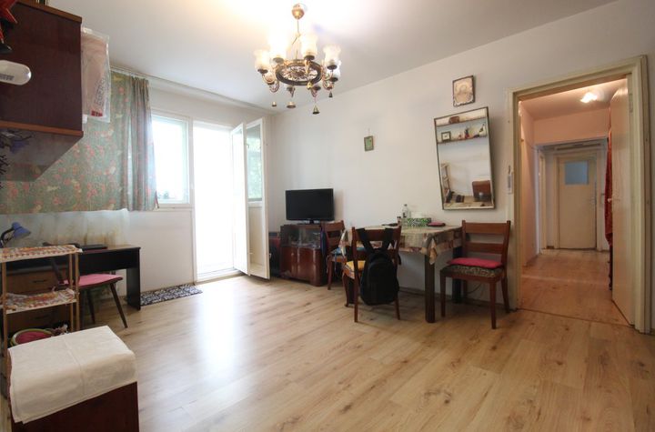 4 camere 87mp - Drumul Taberei - Favorit - etaj 3 anunturi imobiliare Bucuresti