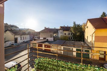 Un întreg etaj ultracentral în Arad anunturi imobiliare Arad