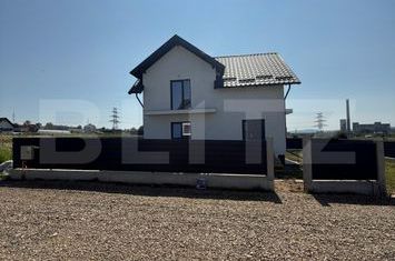 Vilă - 4 camere de vanzare SUCEAVA - Suceava anunturi imobiliare Suceava