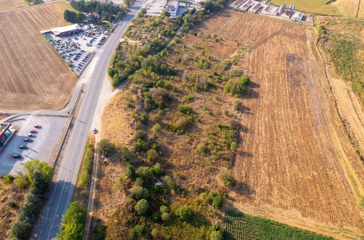 Teren construibil 10.410 mp, drumul principal Drama–Kavala anunturi imobiliare Grecia
