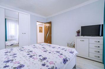 Apartament 4 camere, tip D, 81,mp, Seleușului,mobilat/utilat anunturi imobiliare Bihor