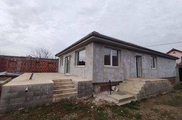 Casă - 3 camere de vanzare TARIAN - Bihor anunturi imobiliare Bihor