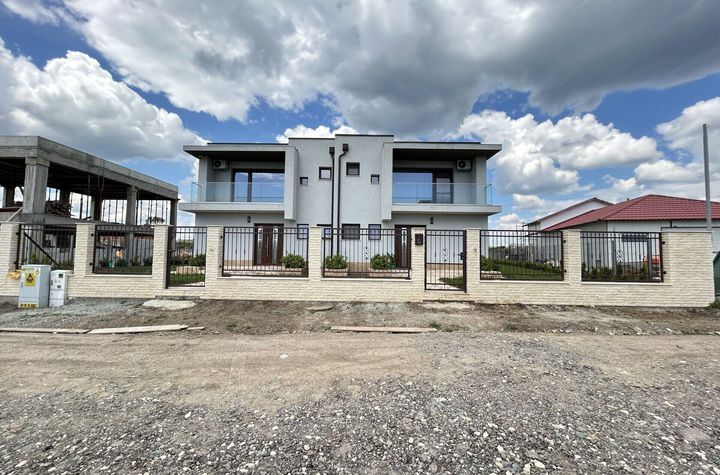 Duplex 10 camere Techirghiol ideal pensiune sau sediu firma anunturi imobiliare Constanta