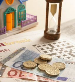 BCR estimează o creştere cu 5% a creditelor acordate în 2011