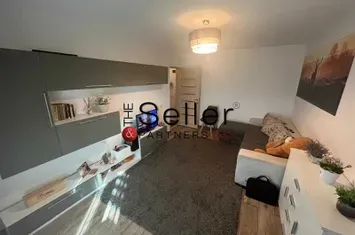 Proprietar vand Ap 2 cam decomandate + loc parcare + boxa - zona CUG anunturi imobiliare Iasi
