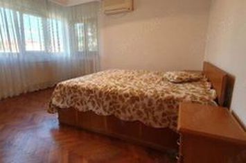 Popa Nan, Calea Calarasilor, apartament 3 camere, 80 mp utili+ 12 mp la demisol, in vila, anunturi imobiliare Bucuresti