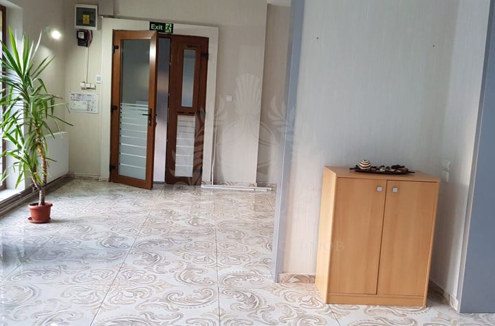 SPATIU BIROURI//SALON//ACTIVITATI MULTIPLE//CENTRAL anunturi imobiliare Prahova