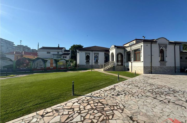 Spațiu comercial de inchiriat ULTRACENTRAL - Vrancea anunturi imobiliare Vrancea