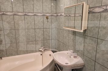 Apartament 2 camere de vanzare MIORITA - Arad anunturi imobiliare Arad