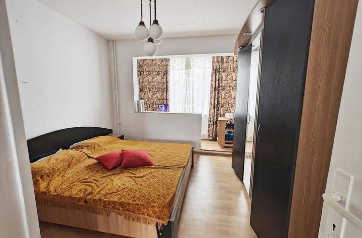 Apartament 3 camere de vanzare TIMISOARA - Timis anunturi imobiliare Timis