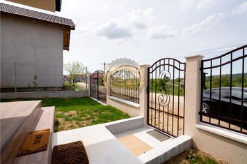 Casă - 2 camere de vanzare TOKAI - Bihor anunturi imobiliare Bihor