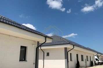 CASA PE PARTER INDIVIDUALA-PANOURI SOLARE-CARTIER LEORDENI anunturi imobiliare Bucuresti