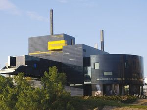 Jean Nouvel, arhitectul care se reinventează la fiecare nou proiect