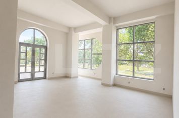 Spațiu comercial de inchiriat CALEA BUCURESTI - Dolj anunturi imobiliare Dolj