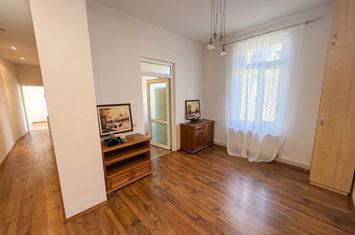 Foto 3 Vânzare Apartament în vila-Armeneasca anunturi imobiliare Sector 2