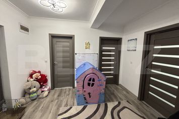 Apartament 4 camere de vanzare SIMLEU SILVANIEI - Salaj anunturi imobiliare Salaj