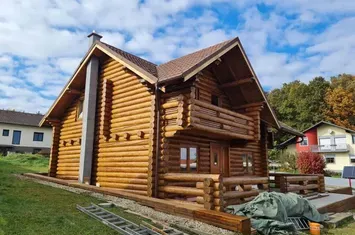 Casă premium din bușteni – 86 m², complet finisată • Zonă Thermenland Neudau (Austria) anunturi imobiliare Bucuresti