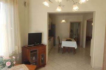 Apartament mobilat 2 camere, Erateino, 74 mp anunturi imobiliare Grecia