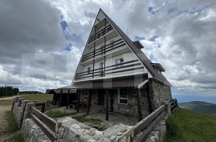 Vilă - 25 camere de vanzare GEORGE ENESCU - Dolj anunturi imobiliare Dolj