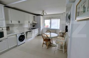 Apartament 3 camere de vanzare CETATE - Alba anunturi imobiliare Alba