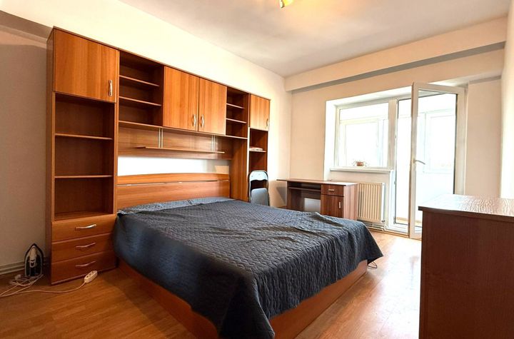 Apartament 3 camere de inchiriat CLUJ-NAPOCA - Cluj anunturi imobiliare Cluj