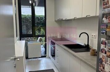 Vanzare apartament 4 camere in zona Calea Calarasilor,bloc nou anunturi imobiliare Bucuresti