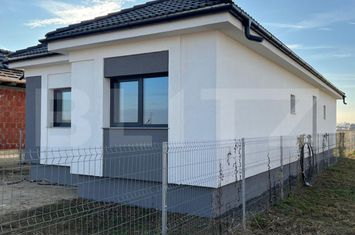 Casă - 4 camere de vanzare SATU MARE - Satu Mare anunturi imobiliare Satu Mare