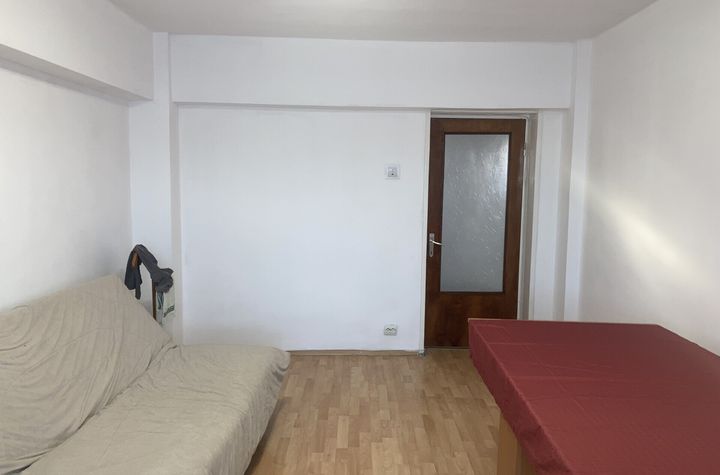 Apartament 4 camere de inchiriat STEFAN CEL MARE - Bucuresti anunturi imobiliare Bucuresti