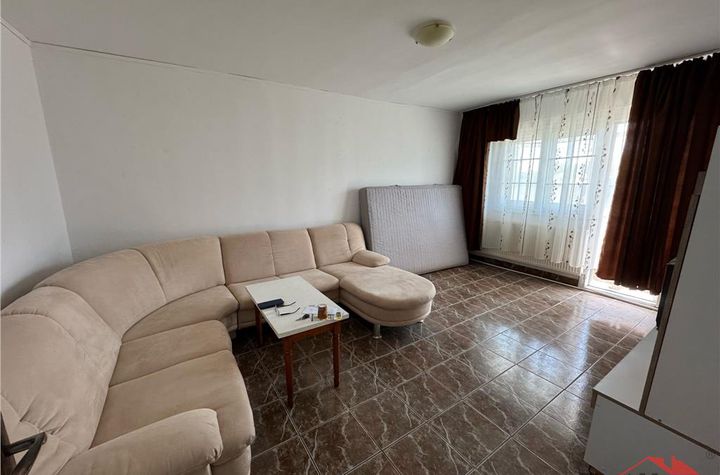 Apartament 3 camere de vanzare BRAILEI - Vrancea anunturi imobiliare Vrancea