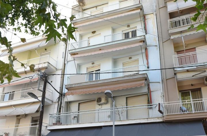 Apartament 84 mp, etaj 4 — Nigrita centru anunturi imobiliare Grecia