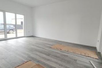 Casa 4 camere un nivel finalizata intabulata cartier Izvor Tarlungeni anunturi imobiliare Brasov