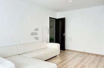 Apartament cu 2 camere in Nufarul, Oradea | PB Decomandat anunturi imobiliare Bihor