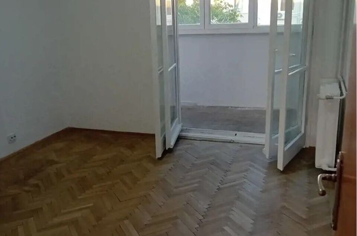 Titan Piata Minis Apartament 4 camere anunturi imobiliare Bucuresti