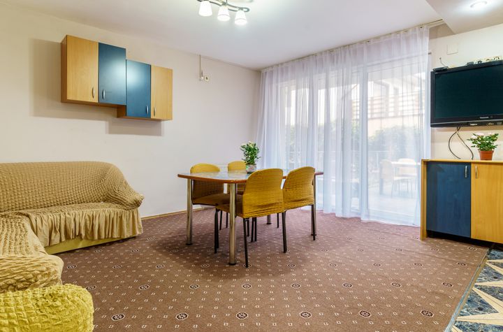 Apartament 4 camere de vanzare FLORESTI - Cluj anunturi imobiliare Cluj