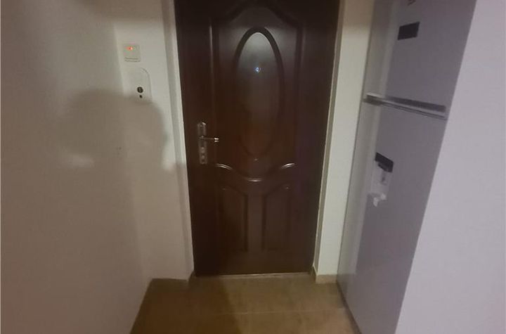 Apartament 2 camere de vanzare CENTRU - Prahova anunturi imobiliare Prahova