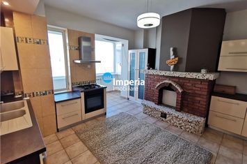 Apartament 5 camere de vanzare PODUL DE FIER - Iasi anunturi imobiliare Iasi