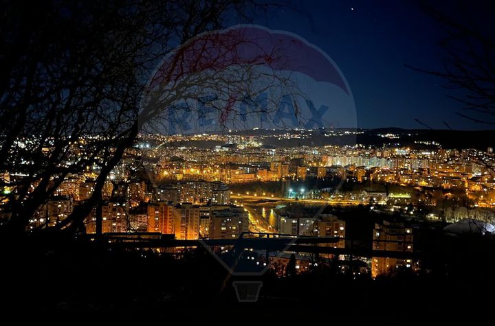 Vând apartament, zona Grigorescu anunturi imobiliare Cluj