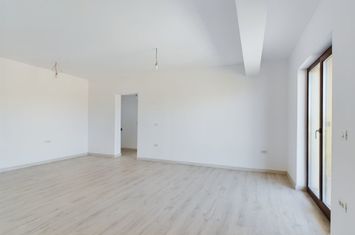 Apartament 3 camere de vanzare DUMBRAVITA - Timis anunturi imobiliare Timis
